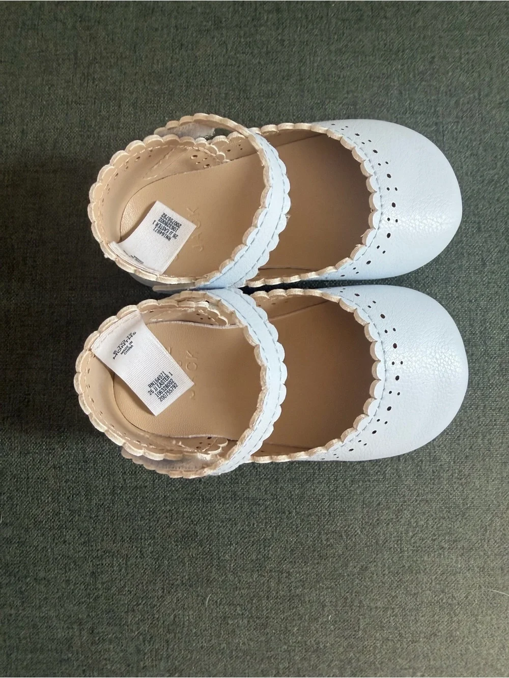 Janie and Jack Classic Mary Jane Baby Shoes in White